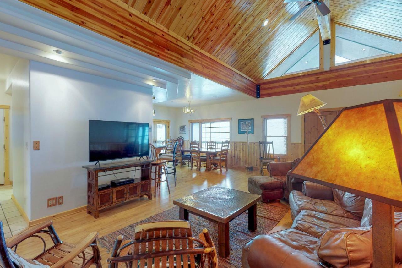 Antler Ridge Villa Биг Скай Екстериор снимка