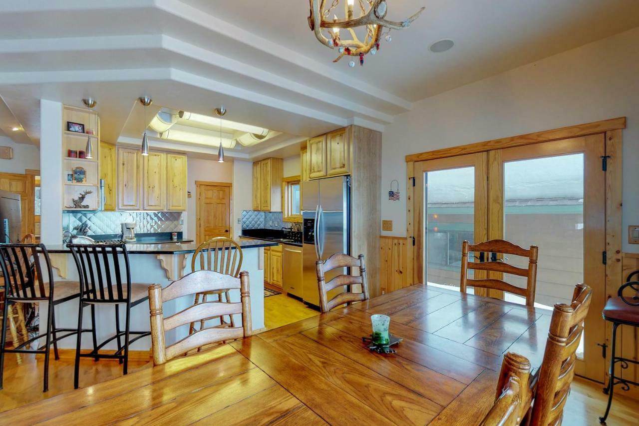 Antler Ridge Villa Биг Скай Екстериор снимка